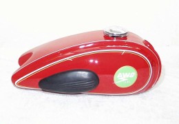 Kraftstofftank leuchtrot mit Linien AWO Touren 1951